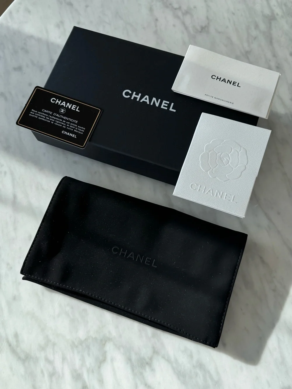 Chanel Clutch in Chain / Black Caviar
